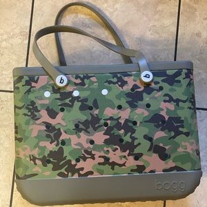 Bogg Bag XL Camo Color